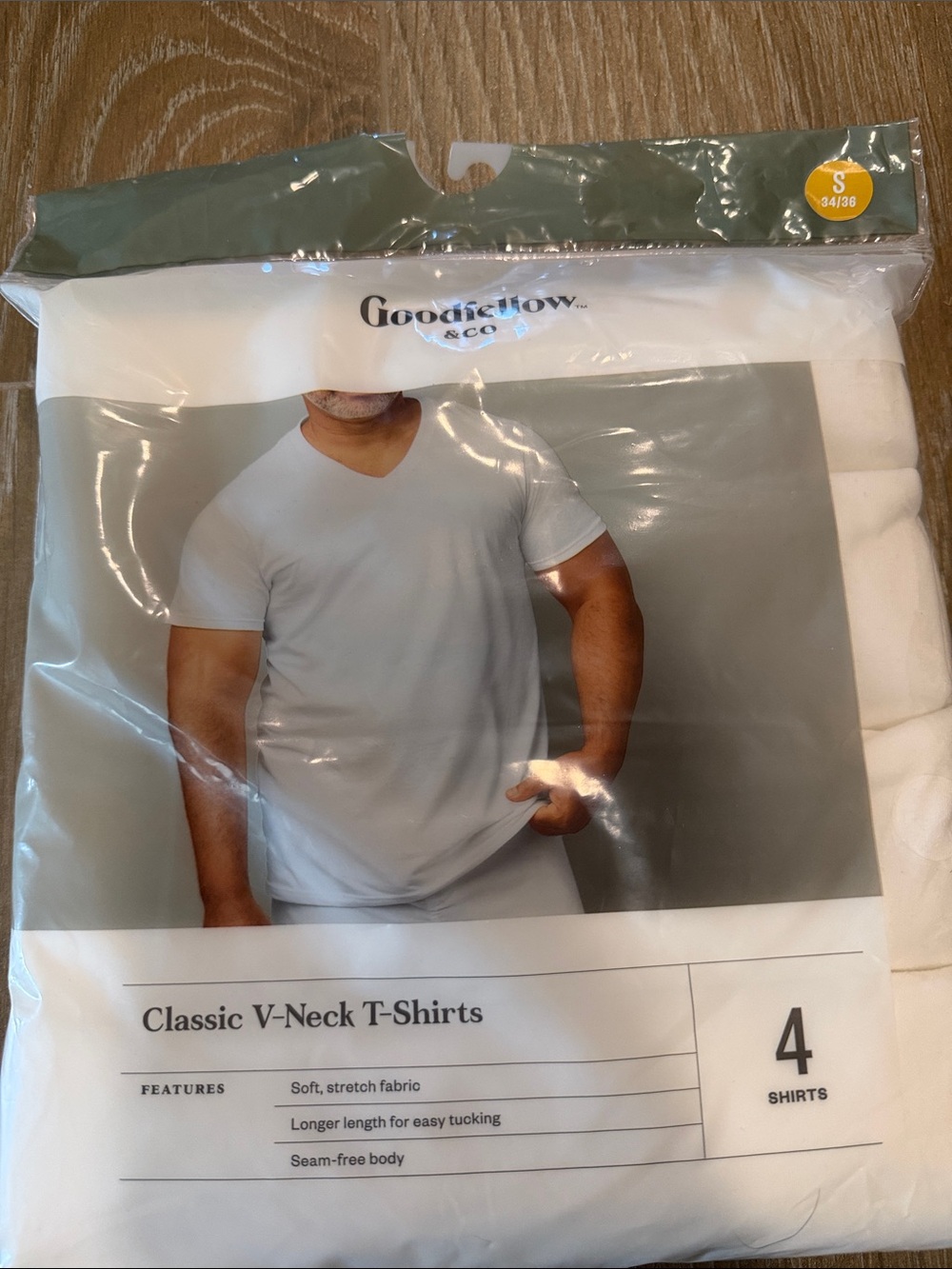 Goodfellow & Co White V-Neck T-Shirt 4-Pack